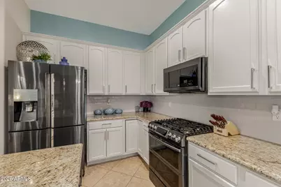 18375 W Summerhaven Drive, Goodyear, AZ 85338 - Photo 16