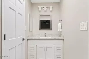 8361 E San Rafael Dr, Scottsdale, AZ 85258 - Photo 32