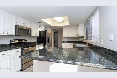 17220 N 40th Place, Phoenix, AZ 85032 - Photo 8