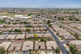 18223 W Paradise Ln, Surprise, AZ 85388 - Photo 46