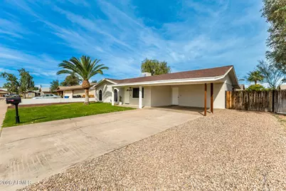 636 E Knoll Street, Mesa, AZ 85203 - Photo 1