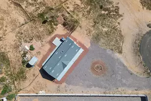 10618 W Prairie Ln, Casa Grande, AZ 85193 - Photo 10