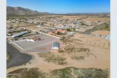 10618 W Prairie Lane, Casa Grande, AZ 85193 - Photo 8