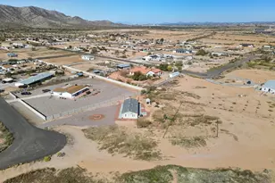 10618 W Prairie Ln, Casa Grande, AZ 85193 - Photo 8