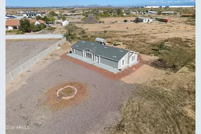 10618 W Prairie Lane, Casa Grande, AZ 85193 - Photo 2