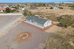10618 W Prairie Ln, Casa Grande, AZ 85193 - Photo 2