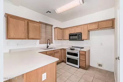 2300 E Magma Road #71, San Tan Valley, AZ 85143 - Photo 2