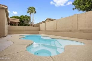 1040 E Amberwood Dr, Phoenix, AZ 85048 - Photo 36