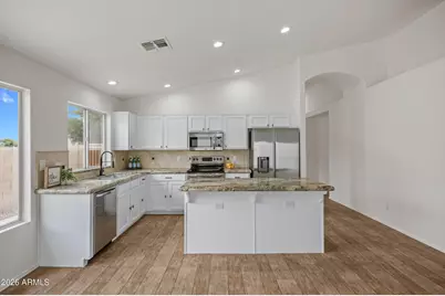 1040 E Amberwood Drive, Phoenix, AZ 85048 - Photo 10