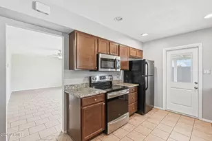 6449 E Vernon Ave, Scottsdale, AZ 85257 - Photo 8