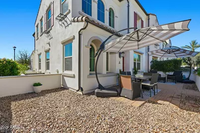 2477 W Market Place #4, Chandler, AZ 85248 - Photo 2