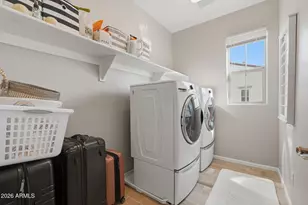 2477 W Market Pl, Chandler, AZ 85248 - Photo 38