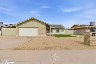 5402 W Country Gables Dr, Glendale, AZ 85306 - Photo 2