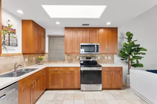 1885 E Kirkland Ln, Tempe, AZ 85281 - Photo 4