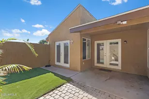 1885 E Kirkland Ln, Tempe, AZ 85281 - Photo 24