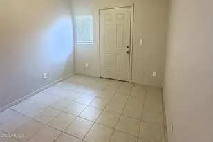 1702 W Shangri La Rd, Phoenix, AZ 85029 - Photo 10