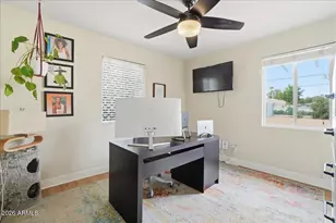 2134 W Mitchell Dr, Phoenix, AZ 85015 - Photo 20