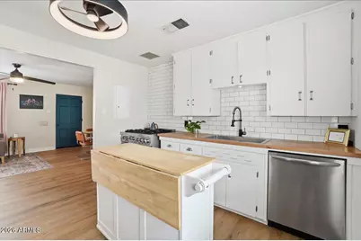 2134 W Mitchell Drive, Phoenix, AZ 85015 - Photo 10