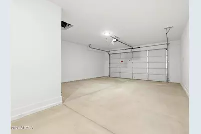 8074 N 185th Drive, Waddell, AZ 85355 - Photo 16