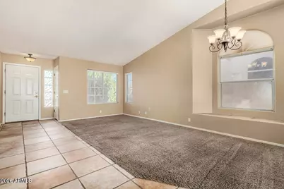 851 W Saragosa Street W, Chandler, AZ 85225 - Photo 4