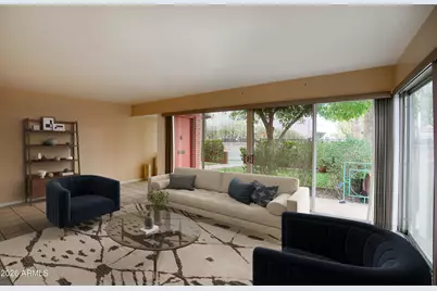 126 E Coronado Road #16, Phoenix, AZ 85004 - Photo 2