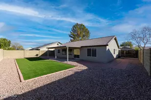 824 S Evergreen St, Chandler, AZ 85225 - Photo 22