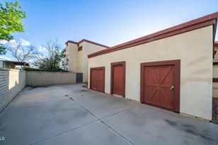 8807 W Christa Way, Tolleson, AZ 85353 - Photo 10
