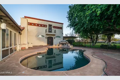 8807 W Christa Way, Tolleson, AZ 85353 - Photo 12