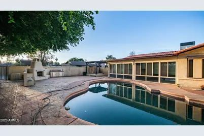 8807 W Christa Way, Tolleson, AZ 85353 - Photo 14