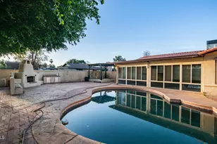 8807 W Christa Way, Tolleson, AZ 85353 - Photo 14