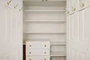 8111 E Monterey Way, Scottsdale, AZ 85251 - Photo 16