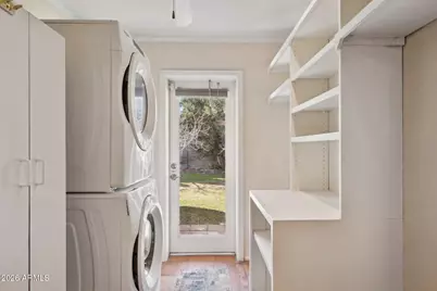 8111 E Monterey Way, Scottsdale, AZ 85251 - Photo 26