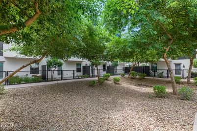 325 E Coronado Road #16, Phoenix, AZ 85004 - Photo 36