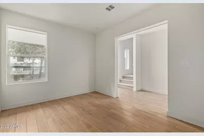 325 E Coronado Road #16, Phoenix, AZ 85004 - Photo 6