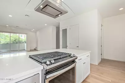 325 E Coronado Road #16, Phoenix, AZ 85004 - Photo 16