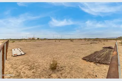 32117 N 233rd Avenue #-, Wittmann, AZ 85361 - Photo 6