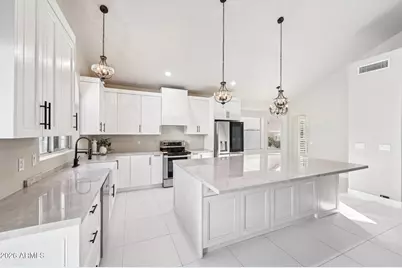 6270 W Rose Garden Lane, Glendale, AZ 85308 - Photo 12