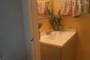2423 E Tracy Ln, Phoenix, AZ 85032 - Photo 8