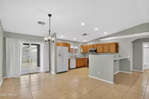 14920 S Overfield Rd, Arizona City, AZ 85123 - Photo 18