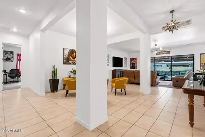 8009 W Northview Avenue, Glendale, AZ 85303 - Photo 10