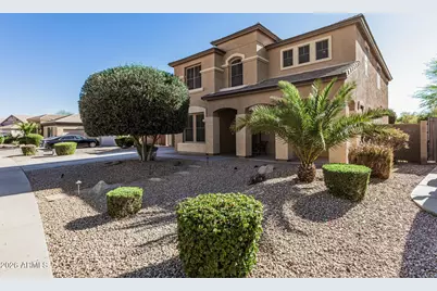 2415 S Whetstone Place, Chandler, AZ 85286 - Photo 1