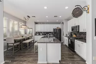 2415 S Whetstone Pl, Chandler, AZ 85286 - Photo 8