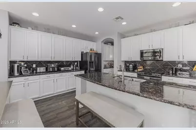 2415 S Whetstone Place, Chandler, AZ 85286 - Photo 10