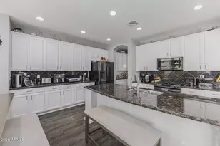 2415 S Whetstone Pl, Chandler, AZ 85286 - Photo 10