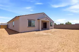 8066 N 185th Dr, Waddell, AZ 85355 - Photo 28