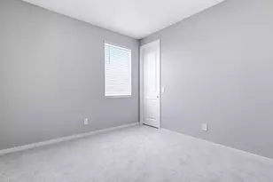 8066 N 185th Dr, Waddell, AZ 85355 - Photo 4