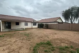 2018 N 84th Ln, Phoenix, AZ 85037 - Photo 8