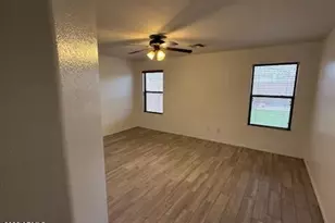 40025 W Tamara Ln, Maricopa, AZ 85138 - Photo 6