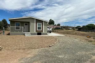 25317 N Lakeside Dr, Paulden, AZ 86334 - Photo 12