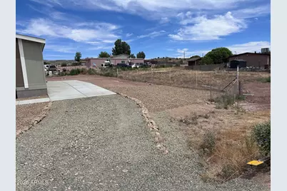 25317 N Lakeside Drive #D, Paulden, AZ 86334 - Photo 12